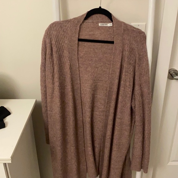 Reitmans Cardigan- Signature Line - Picture 1 of 3